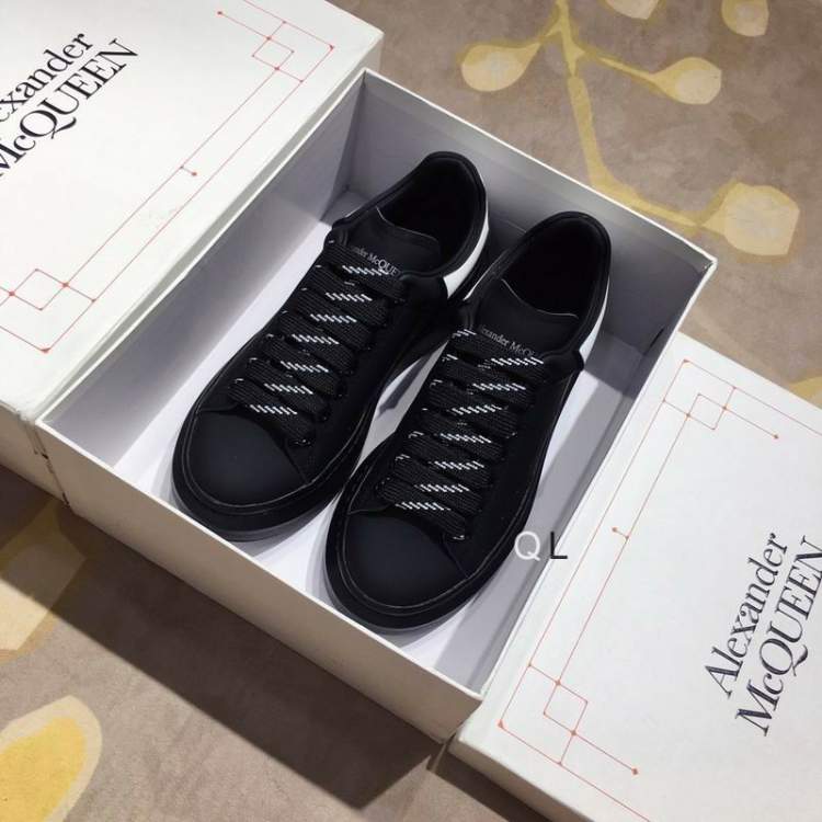 Picture of Alexander McQueen Shoes _SKUAlexanderMcQueensz34-452CMK0420307